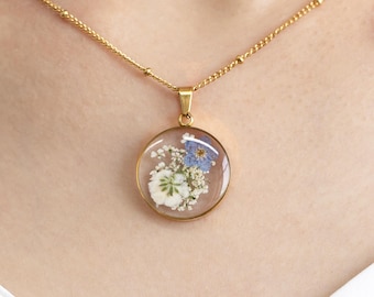 Forget Me Not and Baby's Breath Necklace, Miscarriage Gift, Resin Pressed Real Flower Jewelry, Necklace for Women, ForgetMeNot, Gift for Her