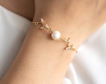 Bracciale da sposa, braccialetto di perle con foglie di diamanti, gioielli con perle d'acqua dolce, braccialetto da donna, braccialetto da sposa, regalo per damigella d'onore, regalo per lei