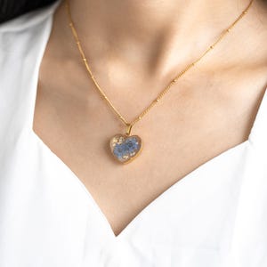 Colar de coração "Não me esqueças", joia de flor verdadeira prensada em resina, presente para melhor amiga, colar para mulheres, "Não me esqueças", presente para aborto espontâneo, presente para ela