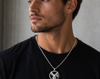 Deer necklace with lock - symbol of strength & bond - stainless steel silver