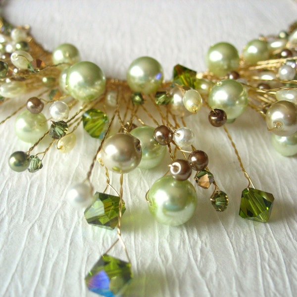 Green Pearl Statement Necklace