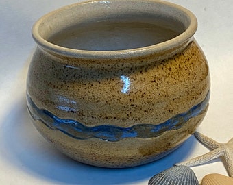 River pot, Meandering blue river pot