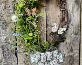 Magical mushroom fern forest front door wreath. Mushroom wreath. Spring Wreath. Summer wreath. Fall wreath. Whimsical wreath. Fern wreath.