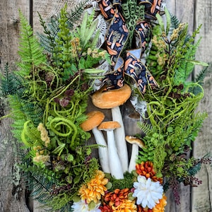 Stunning mushroom and fern forest wreath for year round. Fall mushroom wreath. Fall mum wreath. Summer forest wreath. Boho mushroom wreath.