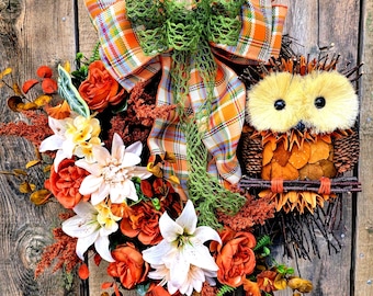 Herbstlicher Eulen-Türkranz: Herbstliche Blumen- und Blätterdekoration