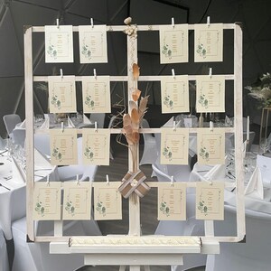 Wooden frame for wedding seating plan | Number of fields customizable | Seating arrangement for guests | reusable | Pictures | customizable | Handmade