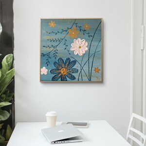 Peinture acrylique sur carton entoilé, œuvre originale, finition vernis brillant. "Floraison 2" collection "Petite plume ".  25 x 25 cm.