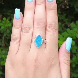 Sierlijke markiezin Romeinse glazen ring, ambachtelijke sterlingzilveren ring, mooie Romeinse glazen ring, Israël sieraden cadeau, minimalistische ring