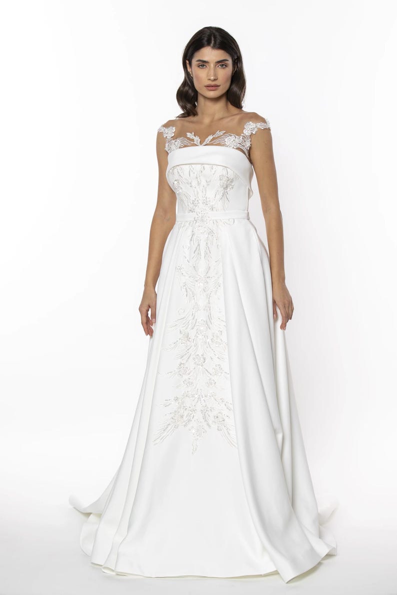 Princess Type Wedding Dress With Taffeta Pockets, Hand Embroidered With