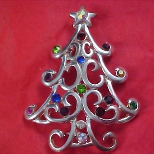 Silver Plate Scrolls CHRISTMAS TREE Signed KC Jewelry Mfg. Co. Brooch image 1