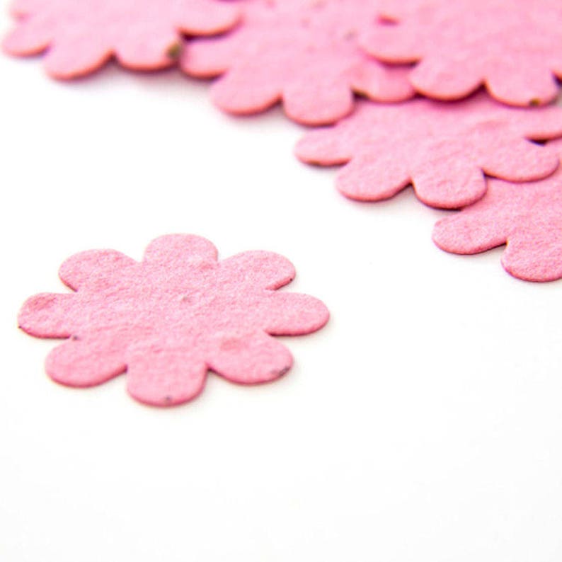 Tickle Your Woodland Senses With This Rustic Nature Wedding Themed Wedding Decorations Vintage Wedding Favors Nature Wedding