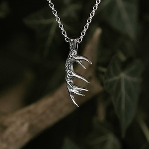 Deer Antler Necklace – Silver Antler Pendant, Nature Jewelry, Pagan Talisman, Witchy Necklace, Forest Amulet, Animal Totem Necklace