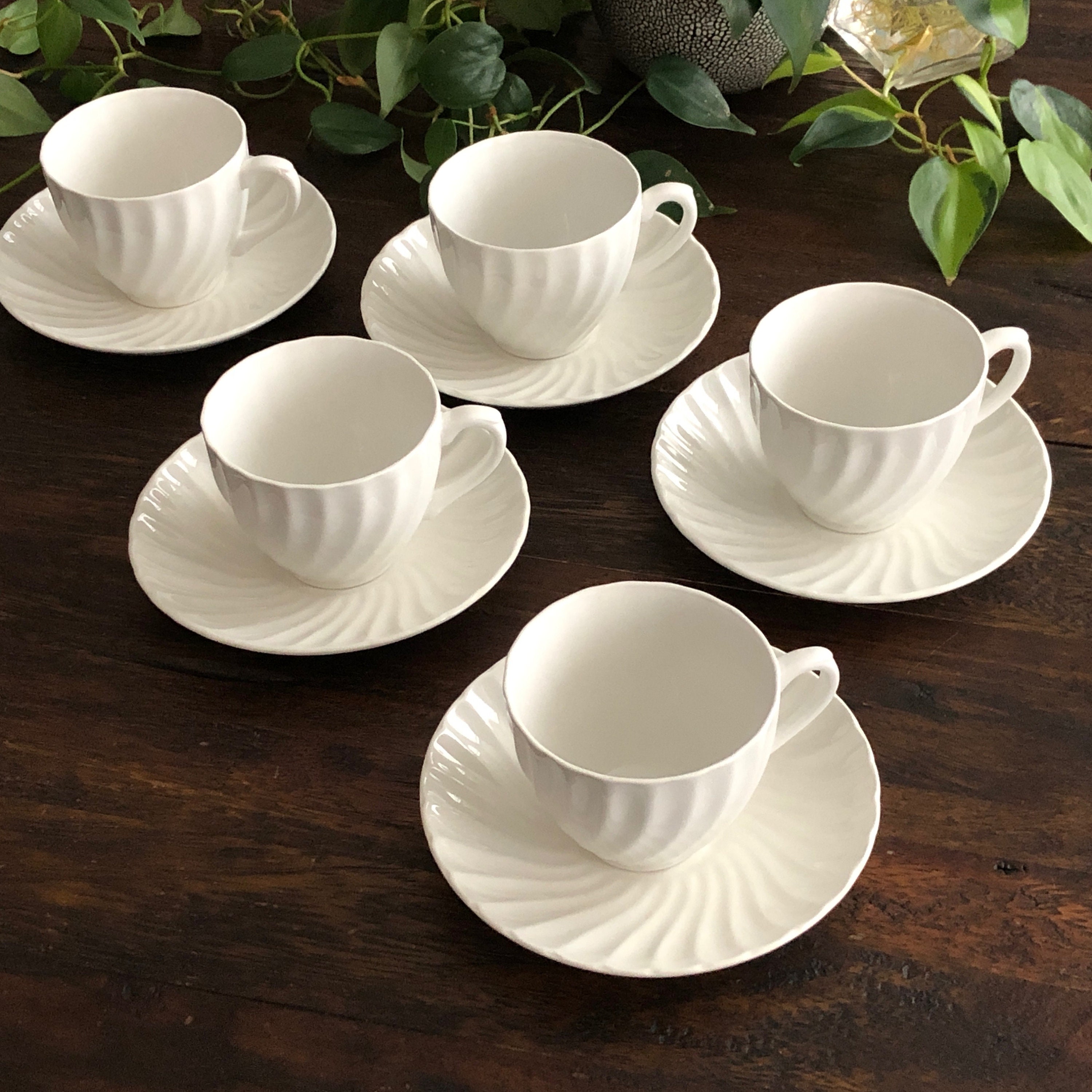 White Teacup Set of 5 Cups and Saucers Vintage Distressed Etsy
