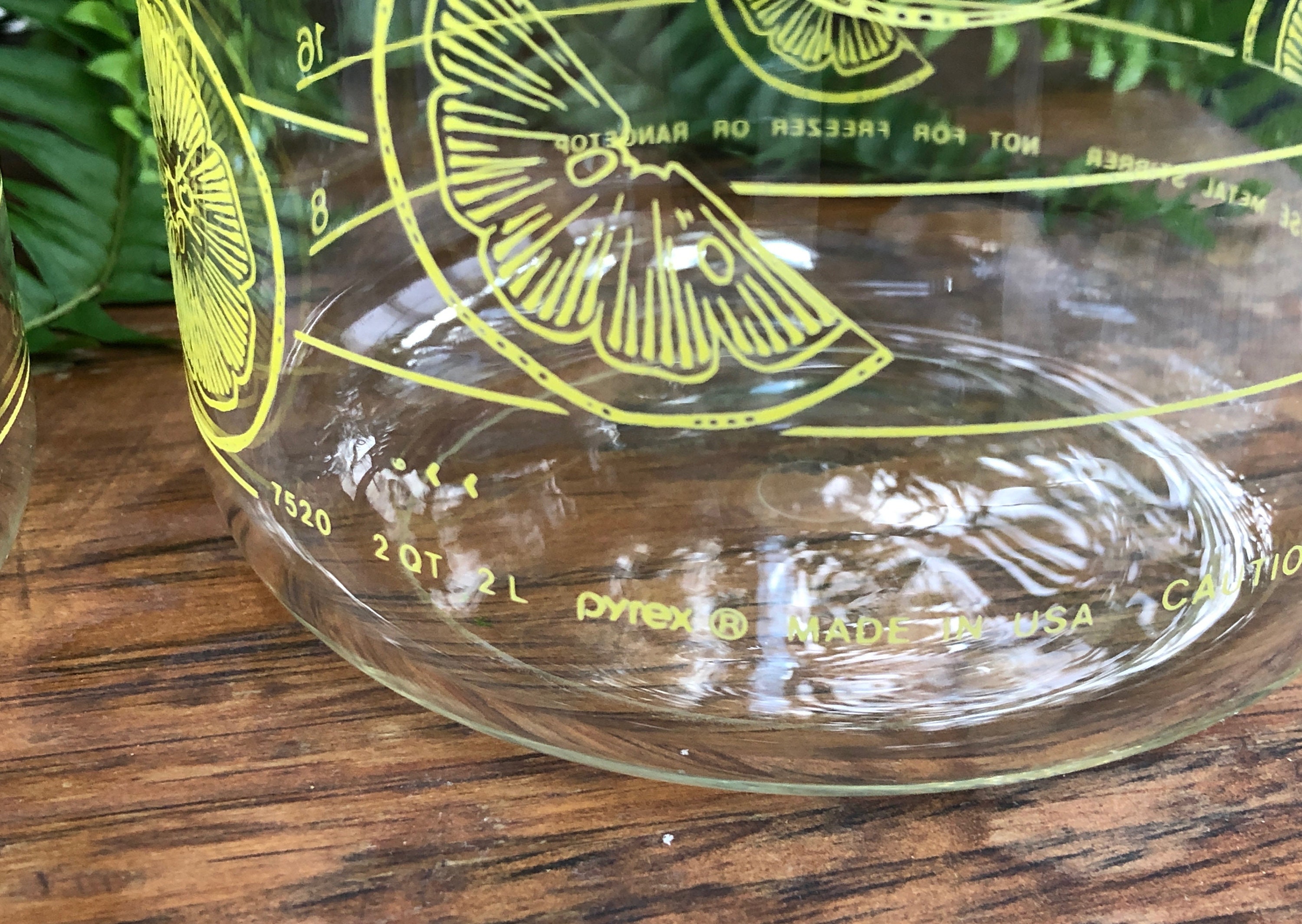 Lemonade Pitcher Set of 2 Pyrex Glass Pitchers Drink Jug Etsy