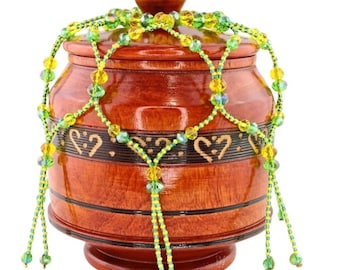 Orula necklace to adorn the Orula tureen | Yoruba Religion