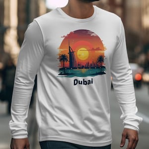 Dubai Sunset Skyline Long Sleeve T-Shirt, Dubai Skyline Graphic Tee, Iconic Dubai Cityscape T-Shirt, Sunset Long Sleeve Shirt