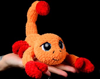 Peluche de escorpión de ganchillo / Animal de peluche hecho a mano con colores personalizados / Juguete de escorpión kawaii / Regalo de peluche único