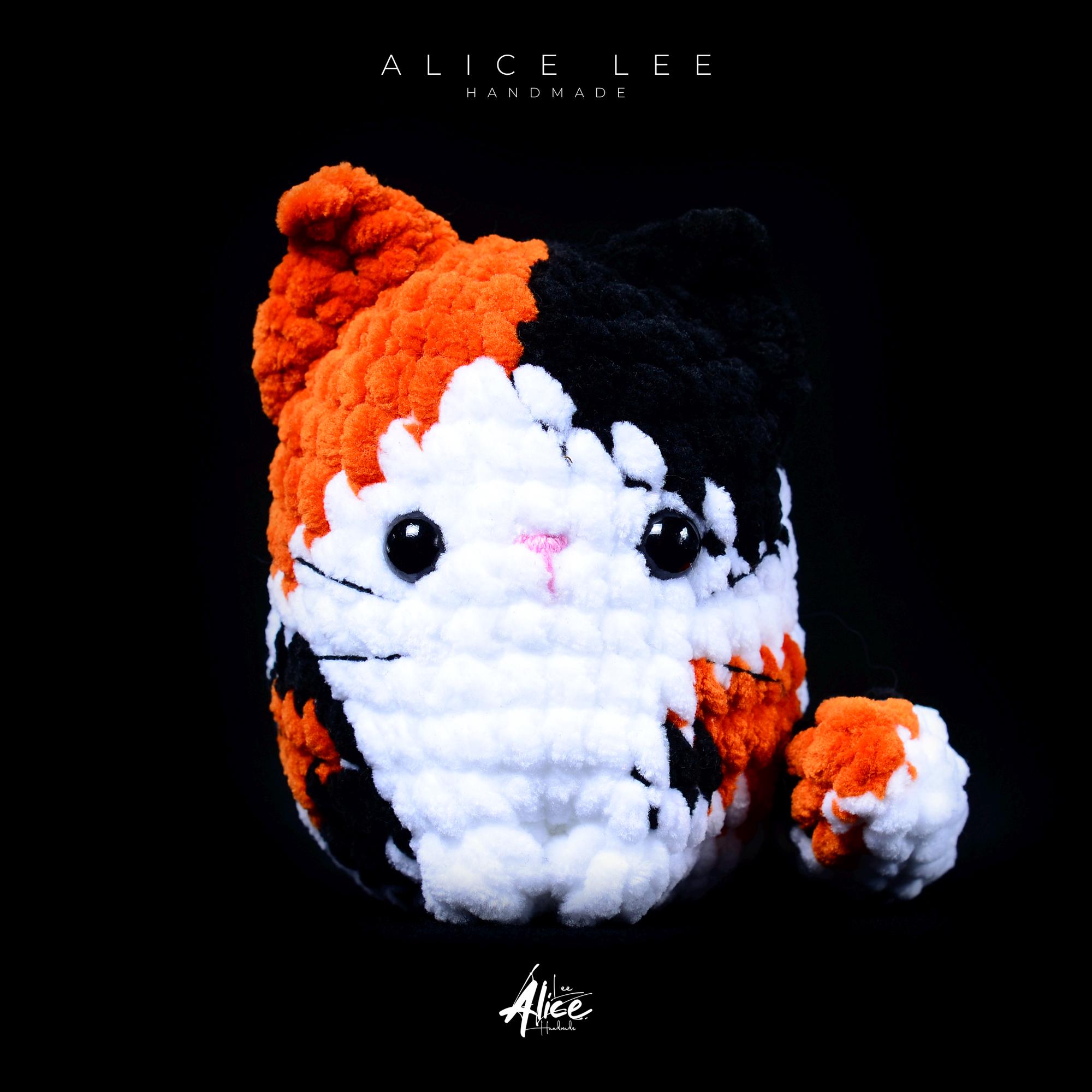 Small Crochet Cat Plush: Handmade Amigurumi Kitty Toy - Thumbnail 6