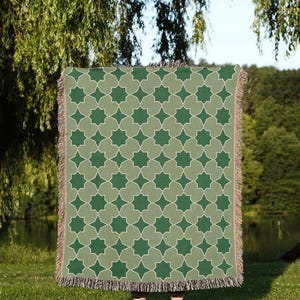 Persian Woven Blanket Wall Hanging Tapestry Persian Geometric Islamic Design Traditional Green Neutral Home Decor Modern Living Room Bedroom