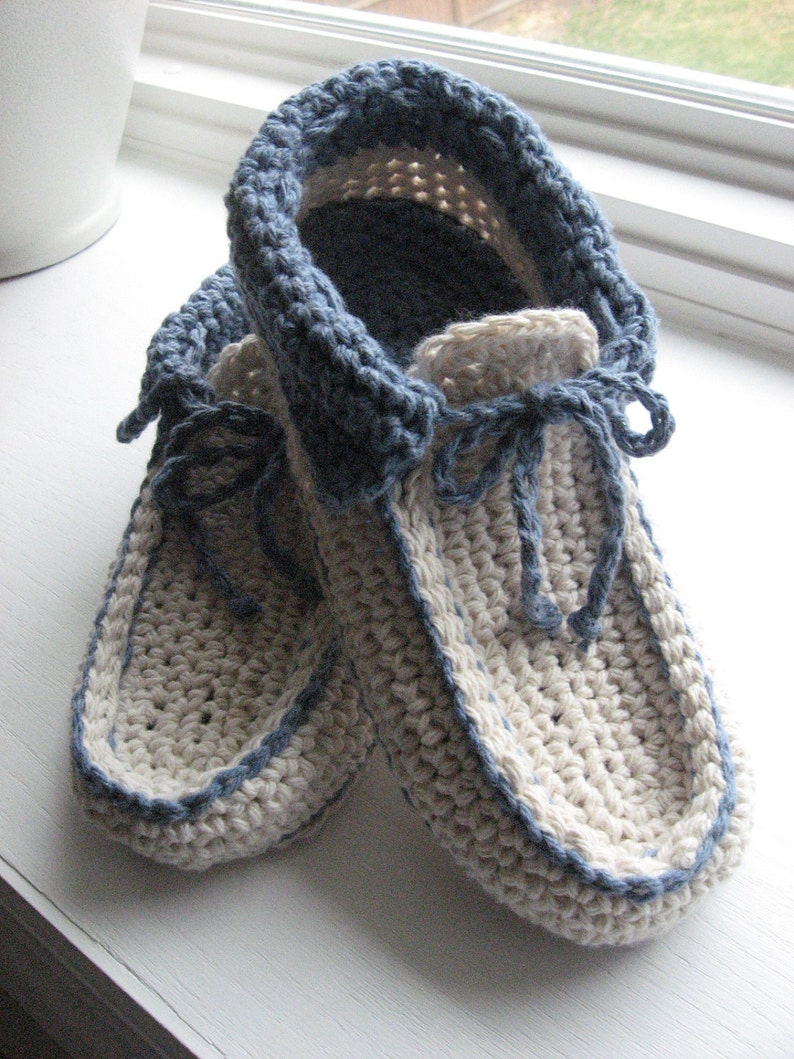 Cozy Crochet Slipper Pattern pdf, Comfy slippers for all sizes from 6mos. size 14 image 1