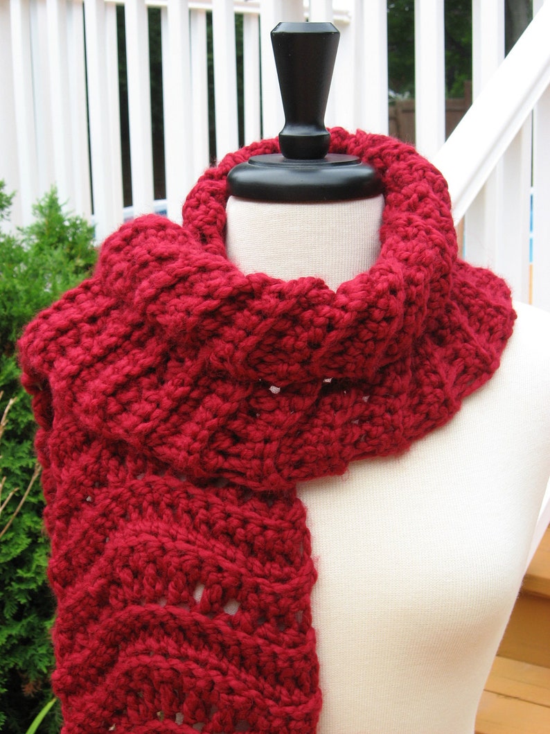 Ripple Scarf with Rosette Blossom, Crochet Pattern pdf, Instant download available image 2