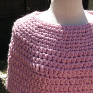 3 Hour Chunky Crochet Caplet, pdf Pattern, Instant Pattern Download Available