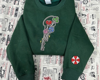 Bluza z kluczem Resident Evil 2 RPD, bluza z kapturem z kluczem Spade Heart Diamond Club, prezent dla gracza survival horror, koszulka z gry retro