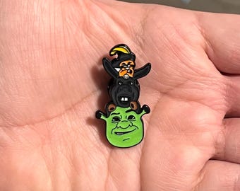 Shrek Donkey Puss Enamel Pin - Disney Movie Ogre Metal Pin