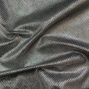Suave Cuero de Cabra Plateado – Cuero Metálico de Primera Calidad, Perfecto para Manualidades y Accesorios de Lujo, Hecho en Italia