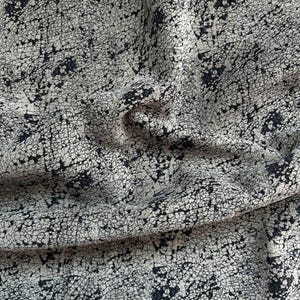 Piel de becerro gris serraje - Cuero italiano genuino para bolsos, carteras, accesorios y proyectos de artesanía