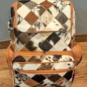 Sac à dos en peau de vache patchwork tricolore - Sac à couches - Sac d'école - Sac à bandoulière - Sac à dos western, cadeau de Noël pour maman, enfant femme