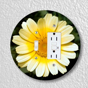 Yellow Daisy Flower Precision Laser Cut Duplex and Grounded Outlet Round Wall Plate Covers Double Toggle/GFI