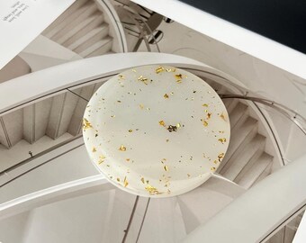 White Round Glitter Coaster | 1pc Handmade Resin Decor | Stylish Accent for Home and Kitchen