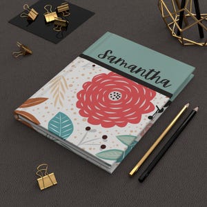 Journal floral personnalisé à couverture rigide - Le cadeau parfait pour les écrivains, les preneurs de notes, les étudiants et les amateurs de fleurs | Journal personnalisé, écriture