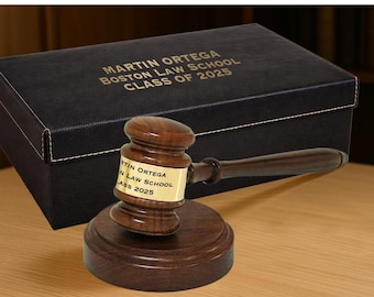 Juego de mazo de madera de nogal personalizado y bloque de sonido con grabado personalizado: regalo de jubilación, regalo de abogado, regalo de juez, regalo de graduación de la facultad de derecho.