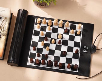 The Flintstones Chess Set - 1993 Cartoon Hanna Barbera Vintage 90s