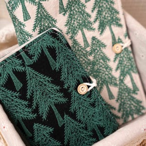 Daisy Embroidered Portable A5/A6 Notebook, Travel Journal, Handmade Portable Notebook, Back-to-School Notebook, Back to School Forest - Black