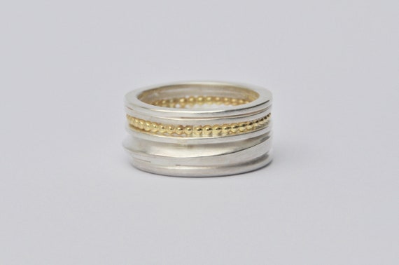contemporary gold rings