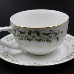 Gibson &quot;Holiday Charm&quot; - Cup & Saucer Set, Christmas Dinnerware, Christmas Dishes