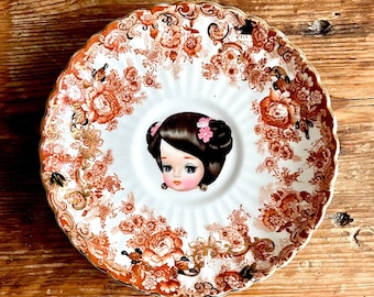 Pose Doll on Vintage Plate wall art - signed on reverse OOAK / Altered Art / Big Eyes / Bradley Doll / Wall hanging / Asian Japanese Chinese