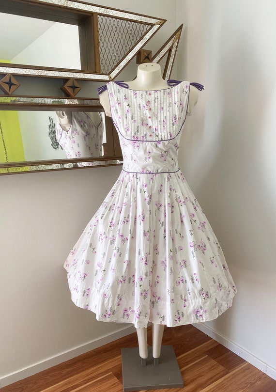 Vintage 50s 60s Floral Full Skirt Day Dress