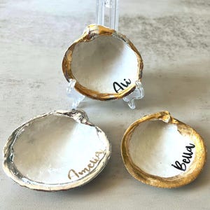 Gold and Silver Clam Shell Bridal Shower Favors Bulk Bridal Shower Gifts Oyster Shell Trinket Dish Ring Dish Beach Bridal Shower Decorations