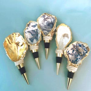 Shell Wine Stoppers Wine Bottle Stopper Bulk Wedding Favors Bridesmaids Gifts Housewarming Gift Wine Lover Gift Oyster Shell Art Gift Ideas
