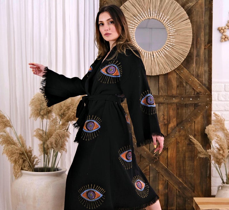 Kimono i ekologisk bomull, handdekorerat motiv med onda ögat, turkisk muslinstrandöverdrag Black
