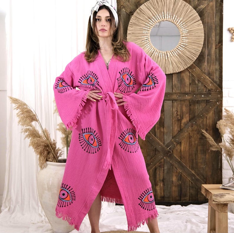 Kimono i ekologisk bomull, handdekorerat motiv med onda ögat, turkisk muslinstrandöverdrag Pink