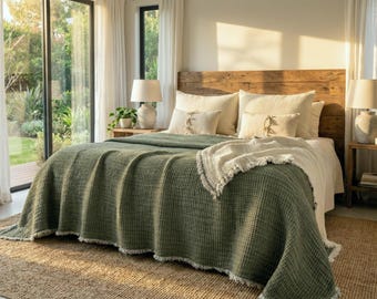Organic Cotton Muslin Comforter, 8-Layer Thick and Extra Soft Quilt, Oversized King Bedspread