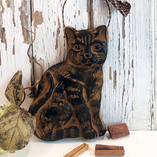 Kitten Blackened Beeswax Country House CAT Primitive Decor Scented Cinnamon Rusty Ornament - FREE SHIPPING