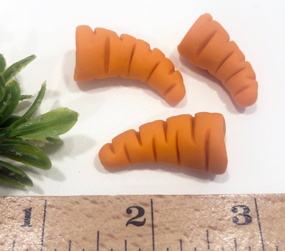 Large Curved Snowman Carrot Noses: Polymer Clay Craft Supplies
