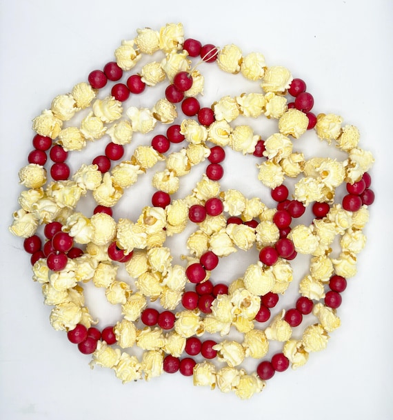 Cinnamon Scented Popcorn Garland with Red Beads, Rustic Holiday Decor