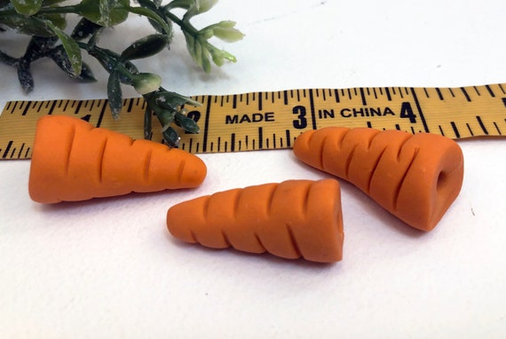Large Snowman Carrot Noses with Hole - DIY Craft Supplies
